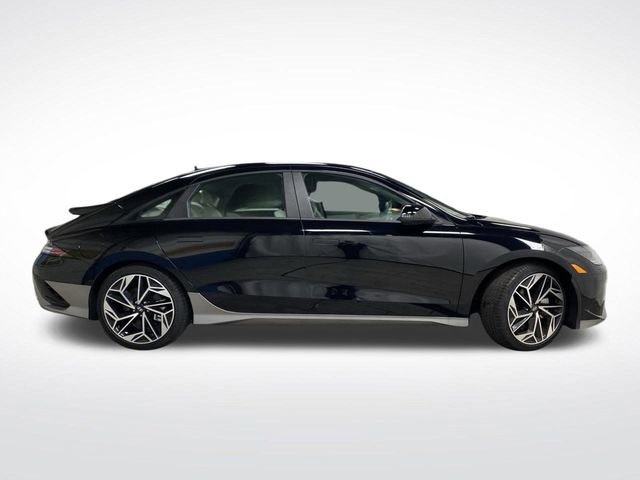 Used 2023 Hyundai Ioniq 6 SEL image 2