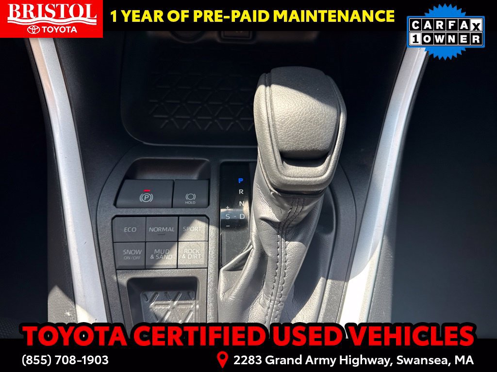Certified 2025 Toyota RAV4 LE AWD/4WD image 31