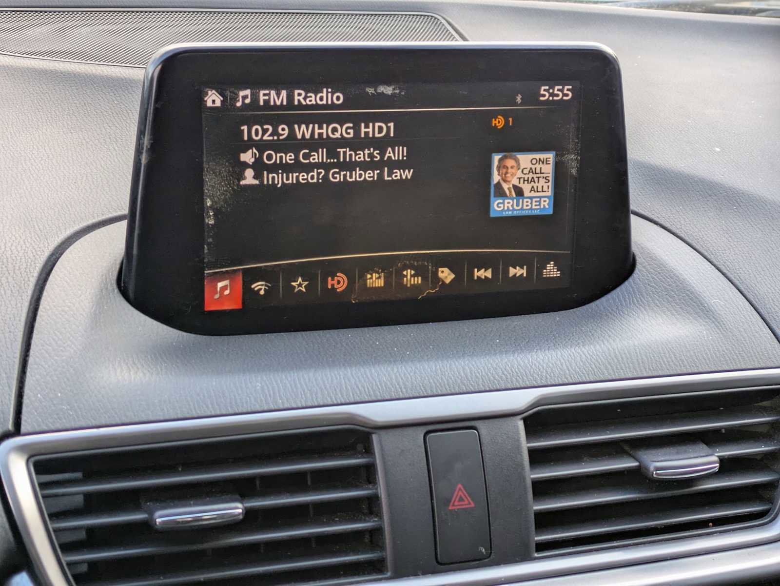 Used 2018 MAZDA MAZDA3 Touring image 26