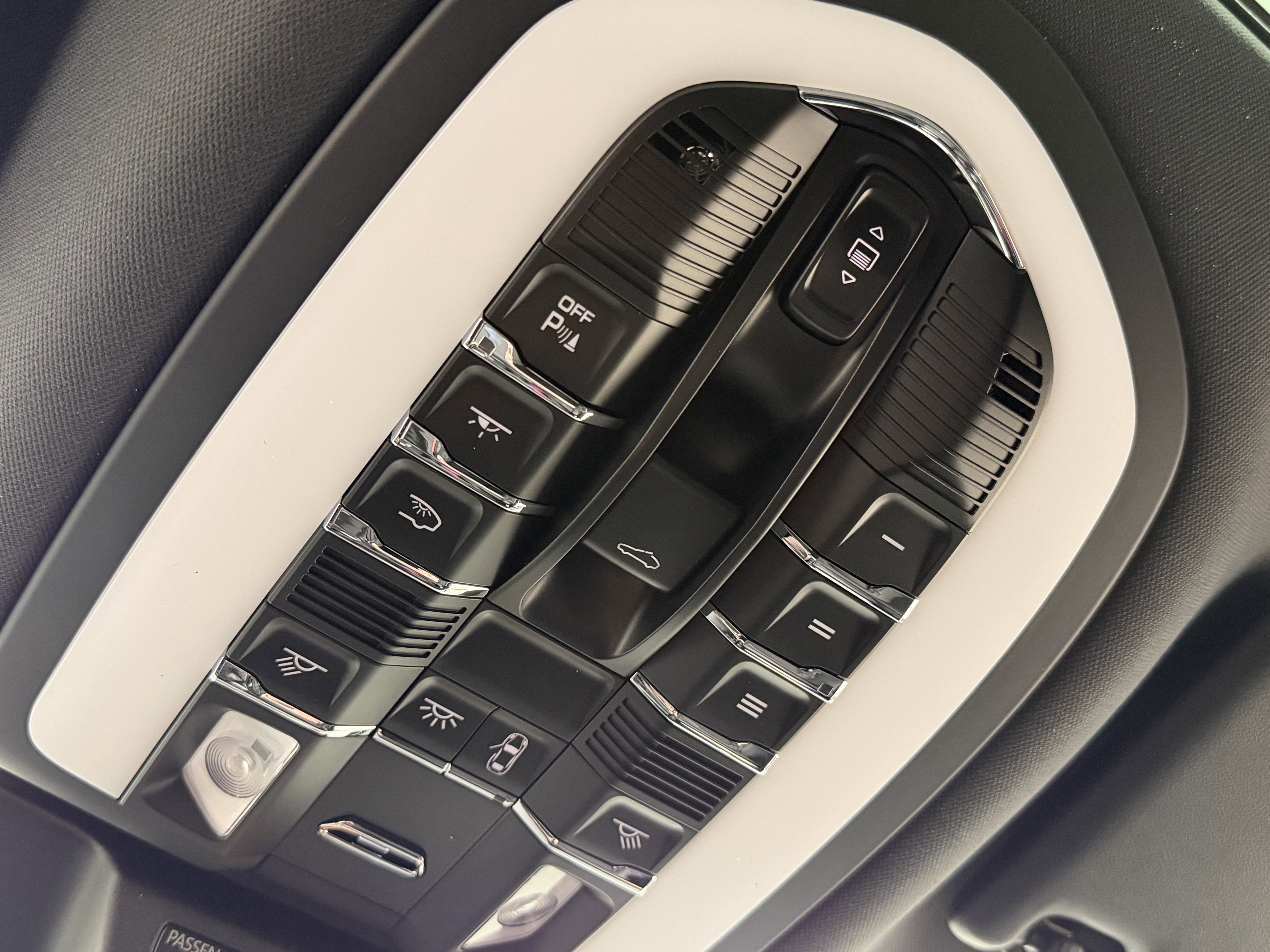 New 2026 Porsche Macan S image 35