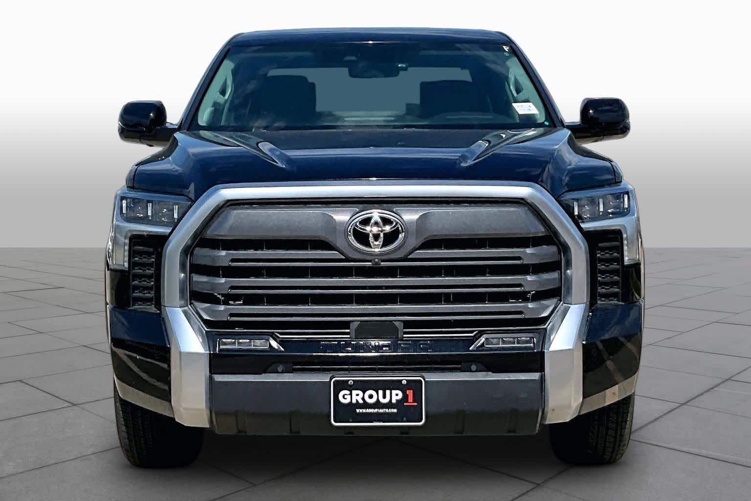 Used 2024 Toyota Tundra Limited AWD/4WD image 4
