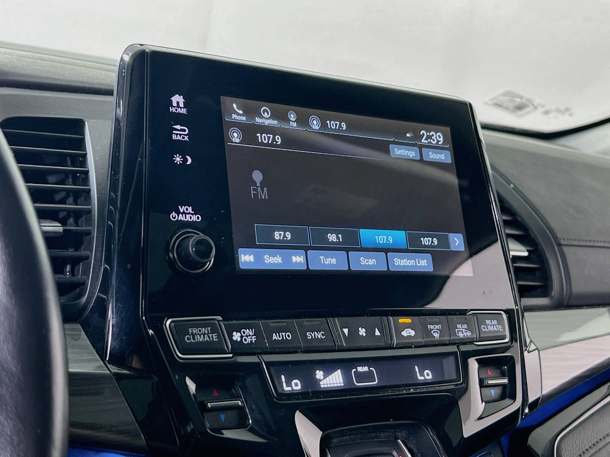 Used 2023 Honda Odyssey Elite image 15