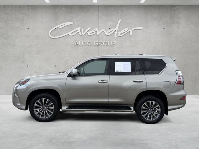 Used 2023 Lexus GX 460 Luxury w/ Accessory Package image 13