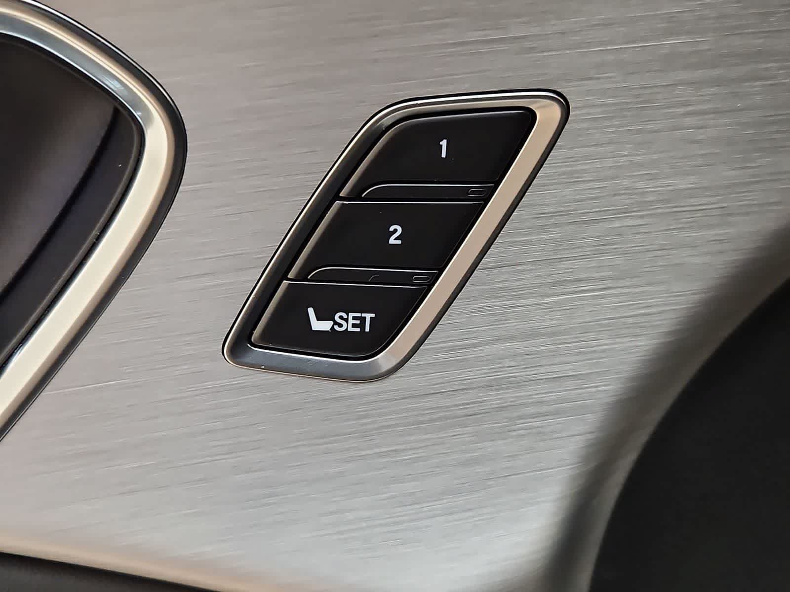 Used 2019 Acura RDX AWD image 18