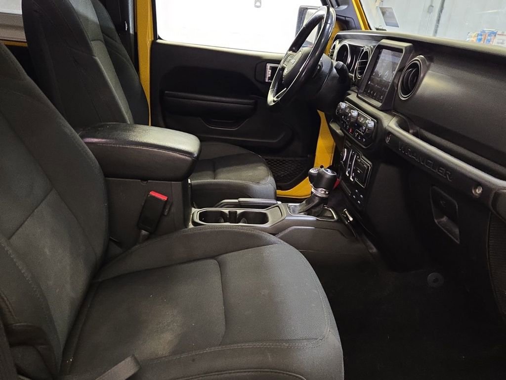 Used 2021 Jeep Wrangler Willys image 16
