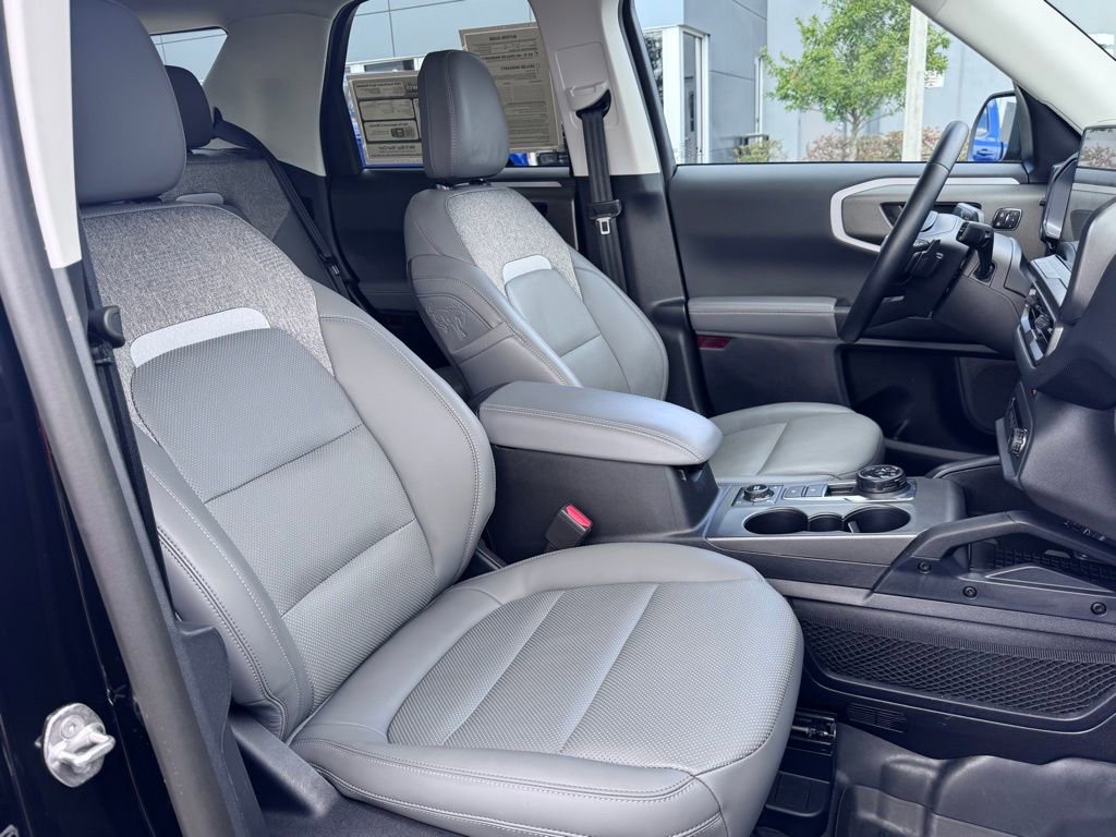 Used 2025 Ford Bronco Sport Badlands image 23