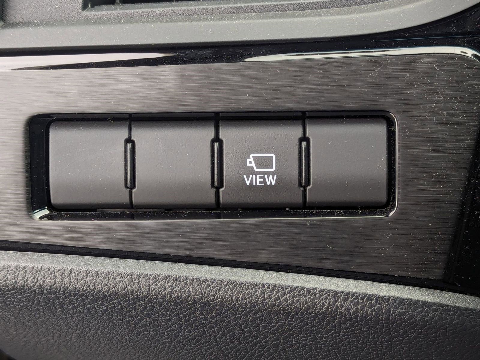 Certified 2025 Lexus ES 300h w/ Luxury Package image 26