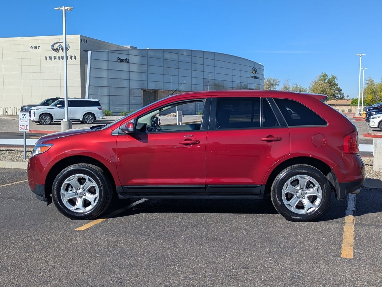 Used 2013 Ford Edge SEL w/ Class II Trailer Tow Pkg image 3