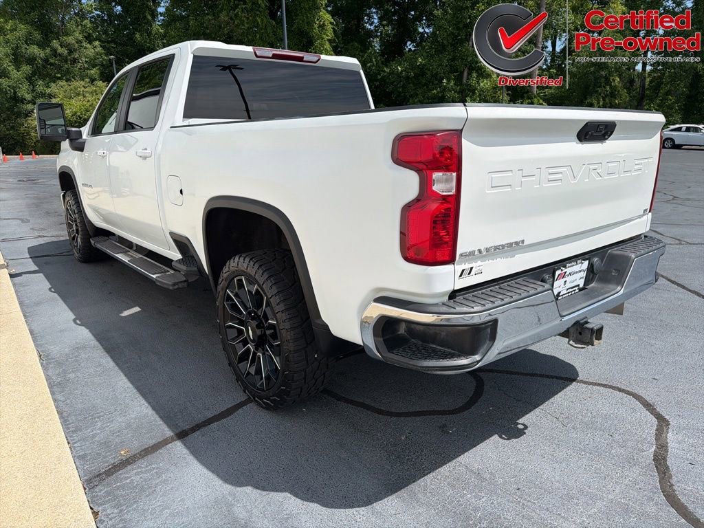 Used 2024 Chevrolet Silverado 2500 LT AWD/4WD image 20