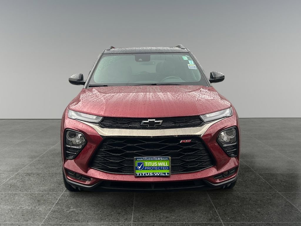 Used 2023 Chevrolet TrailBlazer RS w/ Sun and Liftgate Package image 2