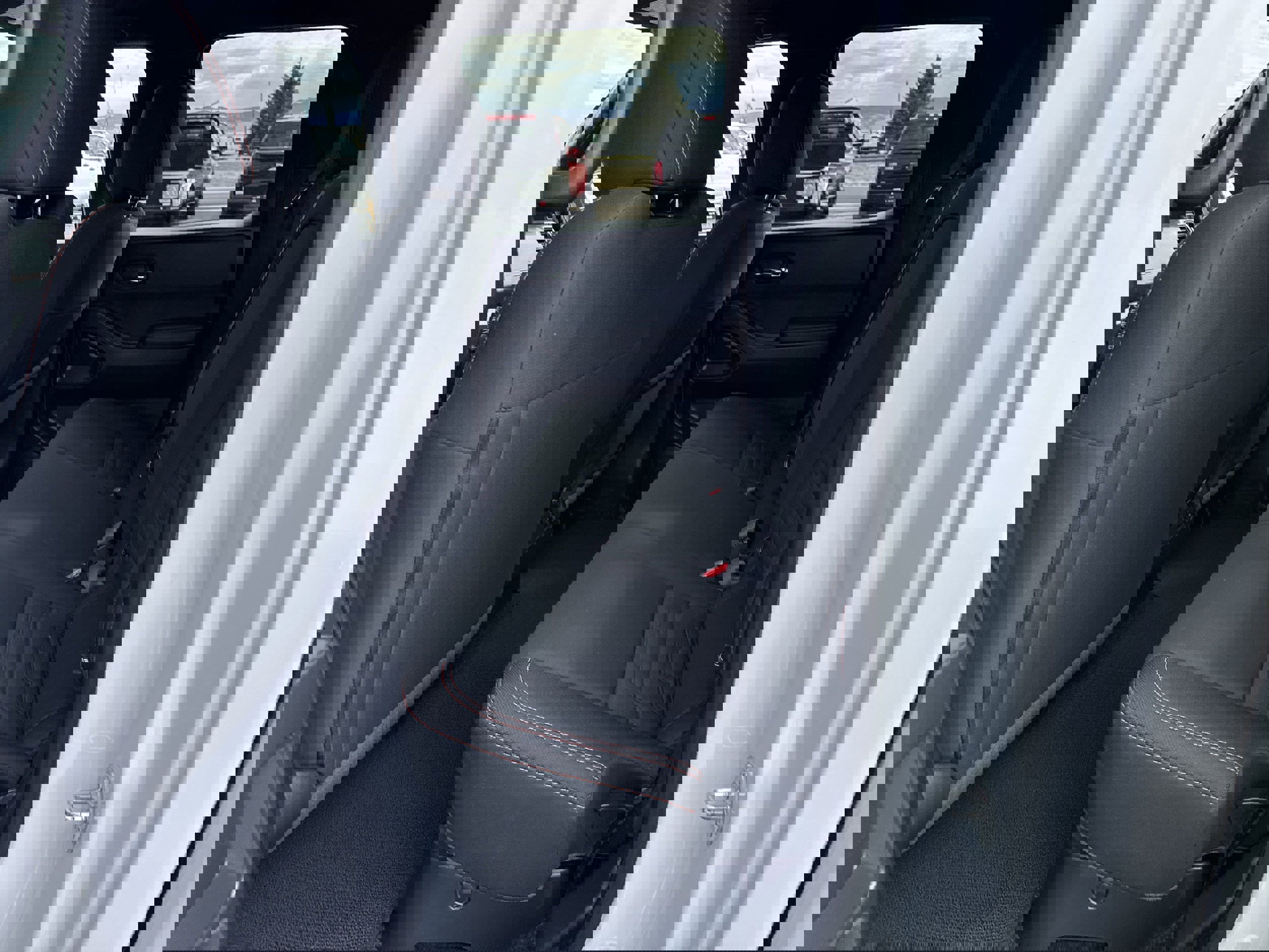 Used 2023 Nissan Frontier PRO-4X w/ Pro Convenience Package image 9