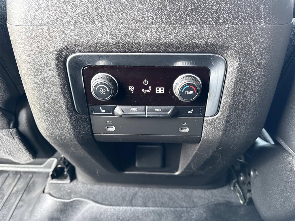 Used 2021 Chevrolet Tahoe Z71 w/ Z71 Signature Package image 24