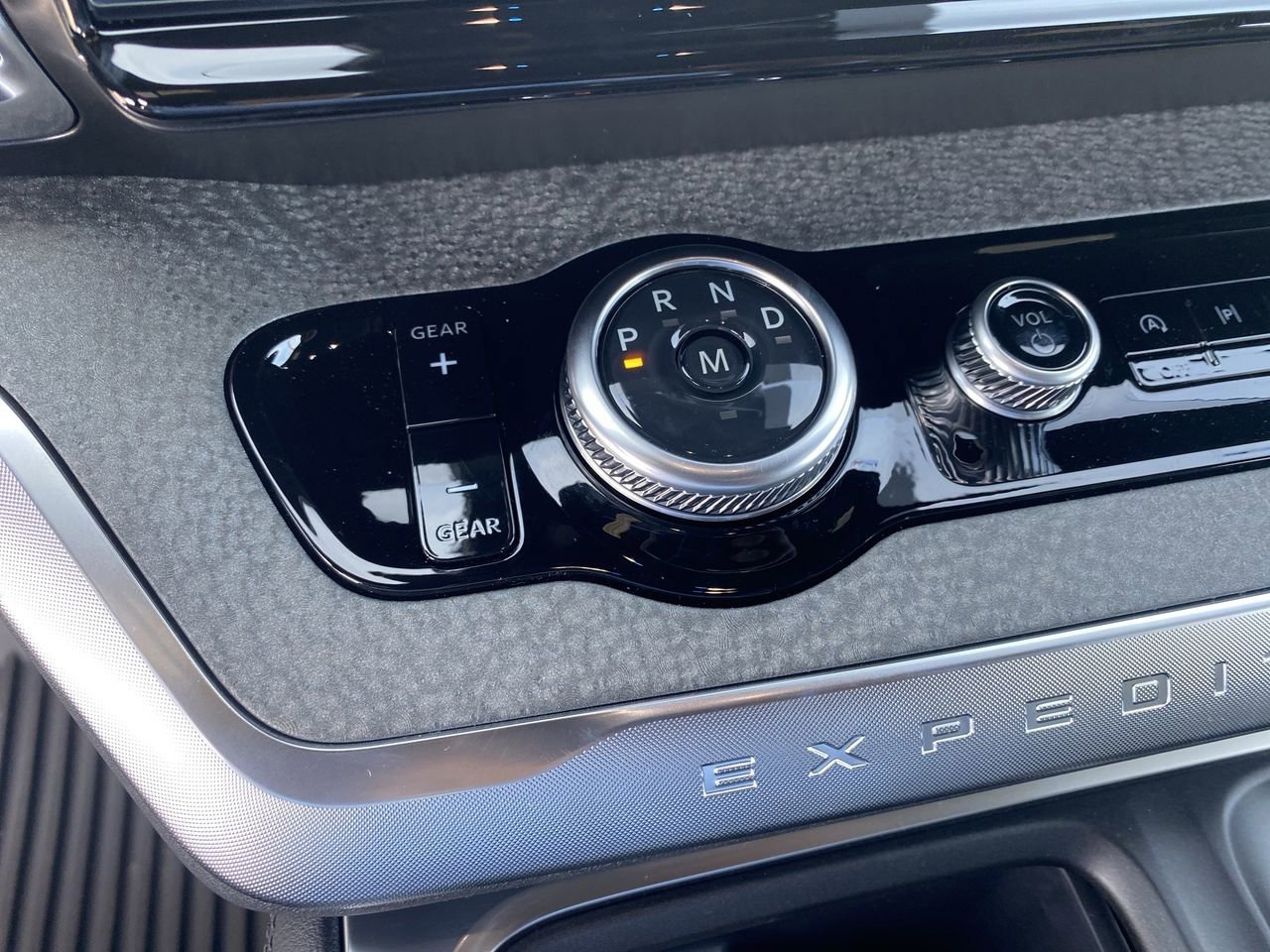 New 2026 Ford Expedition Tremor image 31