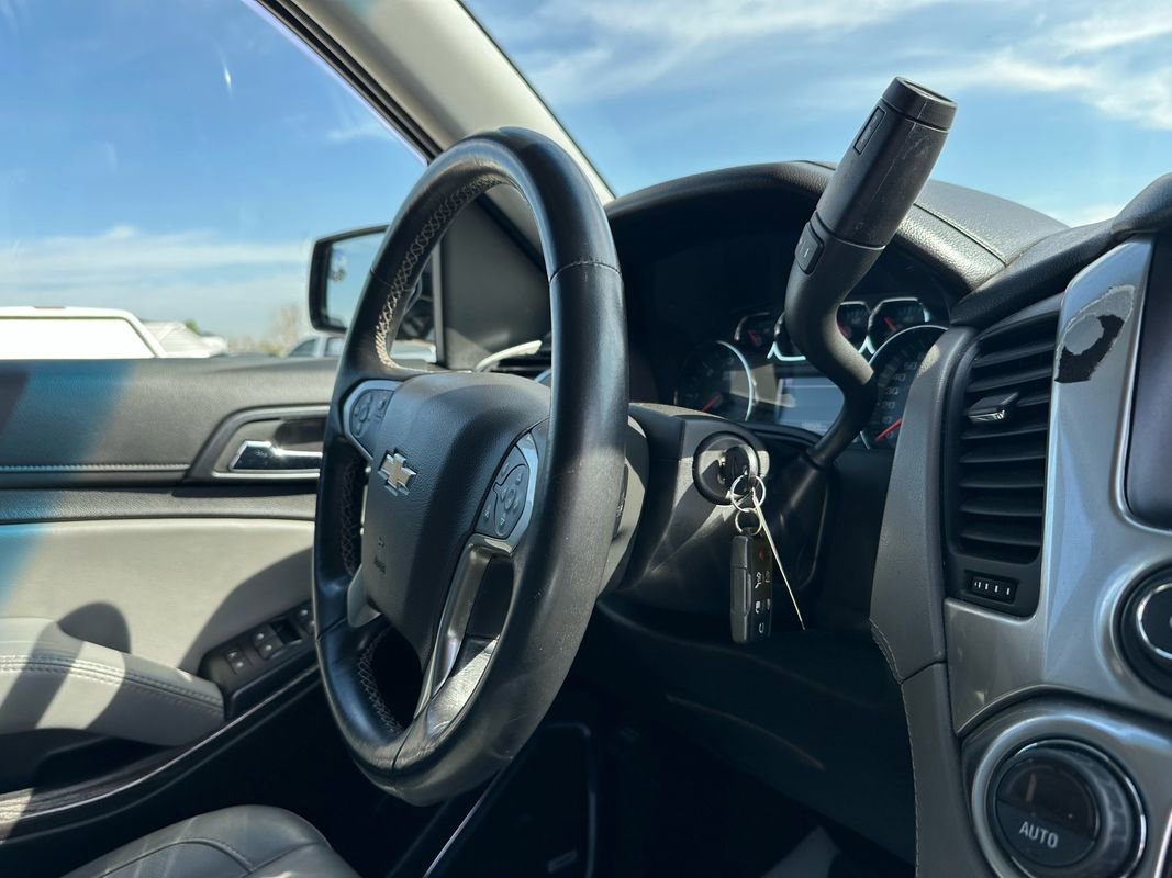 Used 2019 Chevrolet Suburban LT image 18