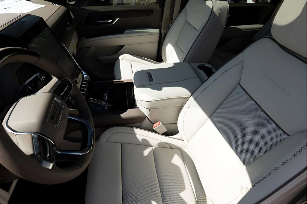 New 2026 GMC Yukon XL Denali w/ Denali Reserve Package image 9