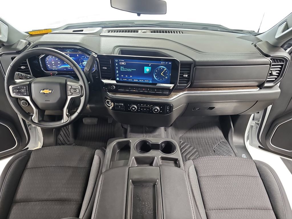 Used 2023 Chevrolet Silverado 1500 LT AWD/4WD image 11
