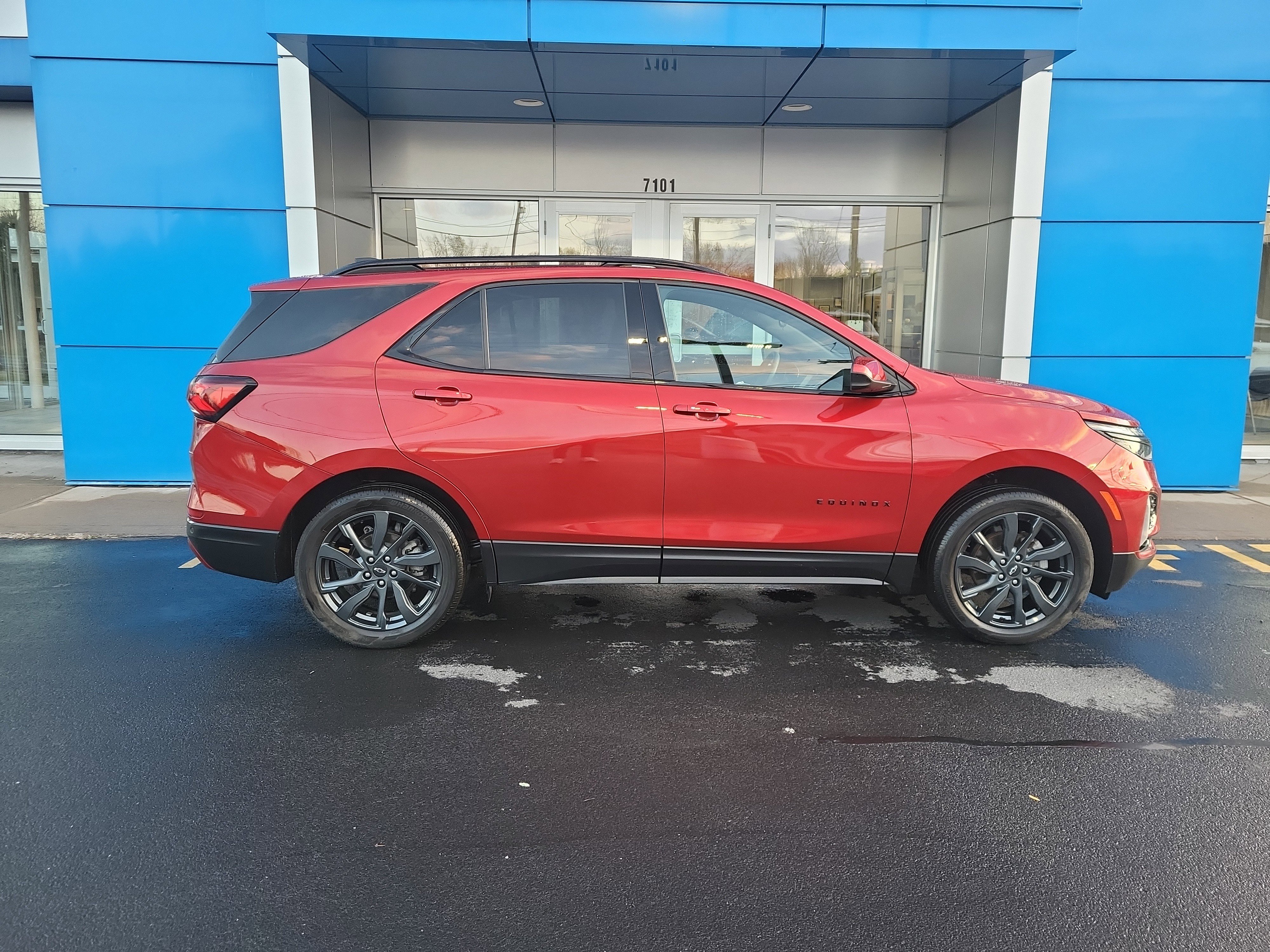 Certified 2023 Chevrolet Equinox RS image 14
