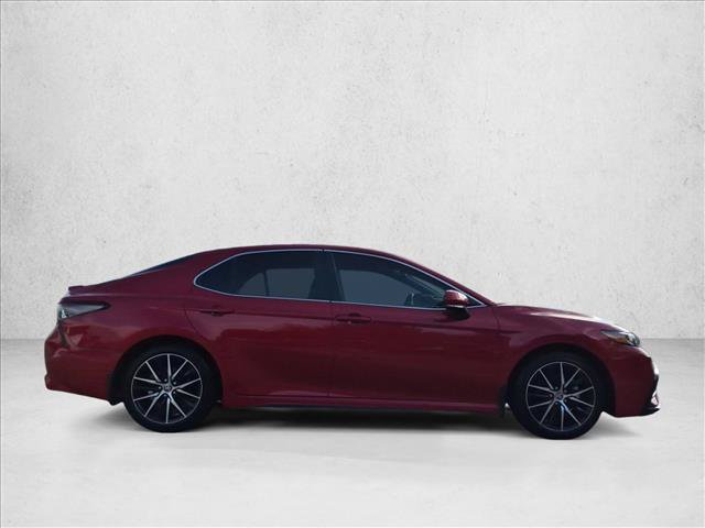 Used 2023 Toyota Camry SE FWD image 4