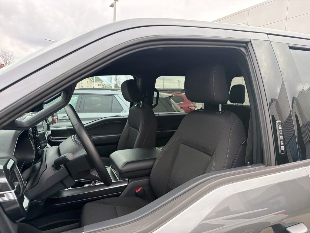 Used 2023 Ford F150 XLT w/ Equipment Group 302A High image 9