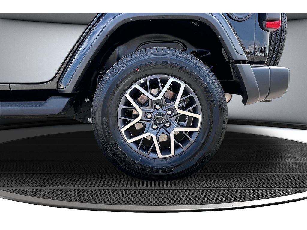 Certified 2024 Jeep Wrangler Unlimited Sahara AWD/4WD image 40