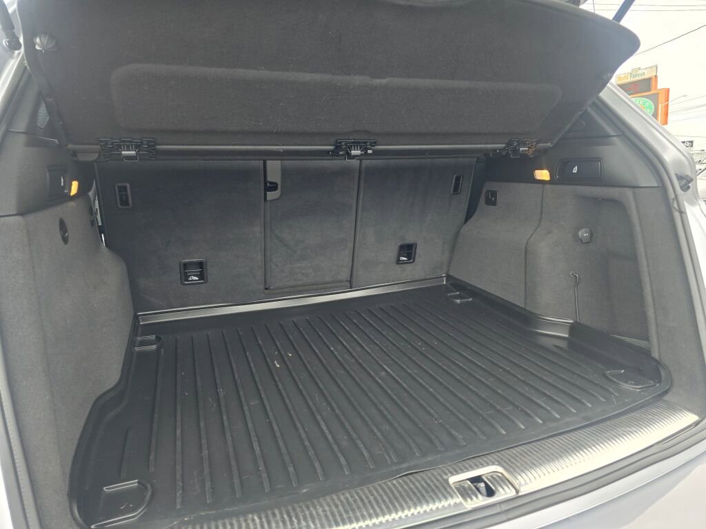 Used 2016 Audi Q5 2.0T Premium Plus w/ Technology Package image 17