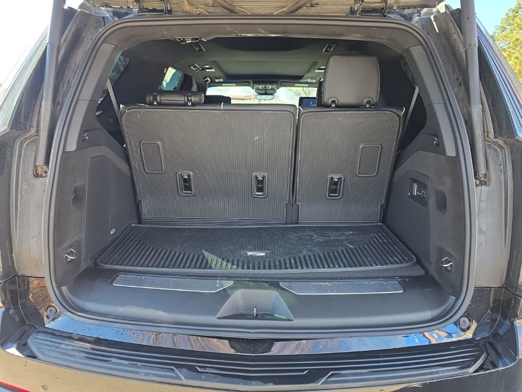 Certified 2026 Cadillac Escalade V w/ LPO, ONYX Package image 24