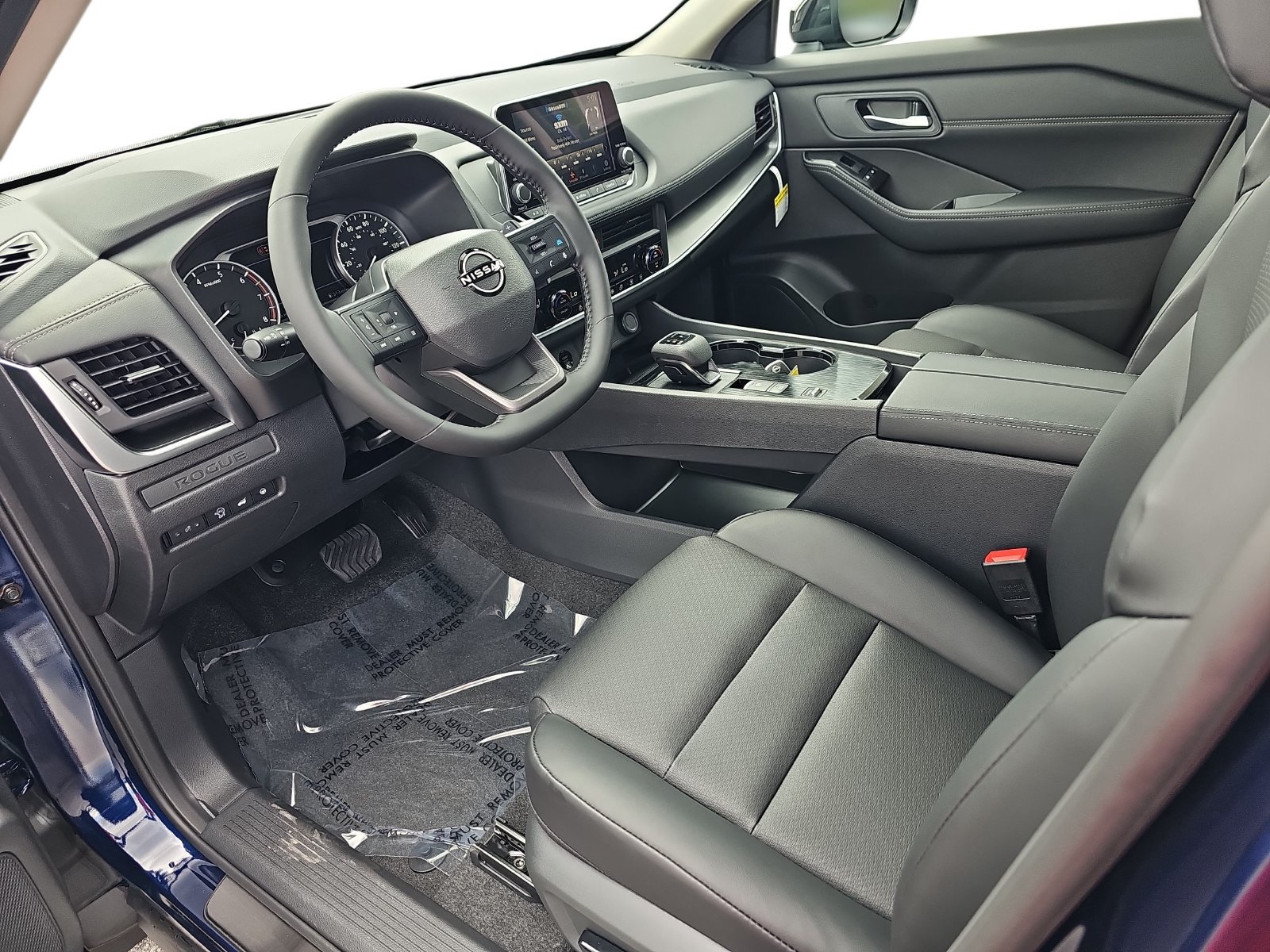 New 2027 Nissan Rogue Dark Armor FWD image 16