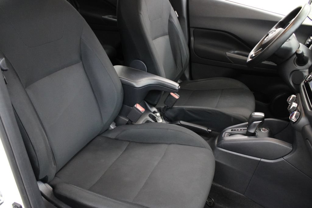 Used 2023 Nissan Kicks S FWD image 22