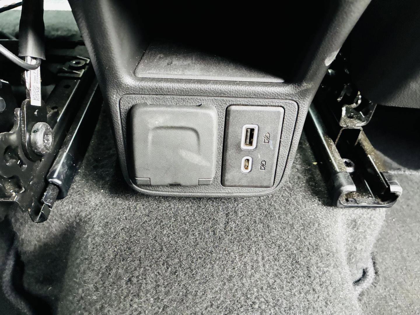 Used 2024 Chevrolet TrailBlazer RS w/ Convenience Package image 44