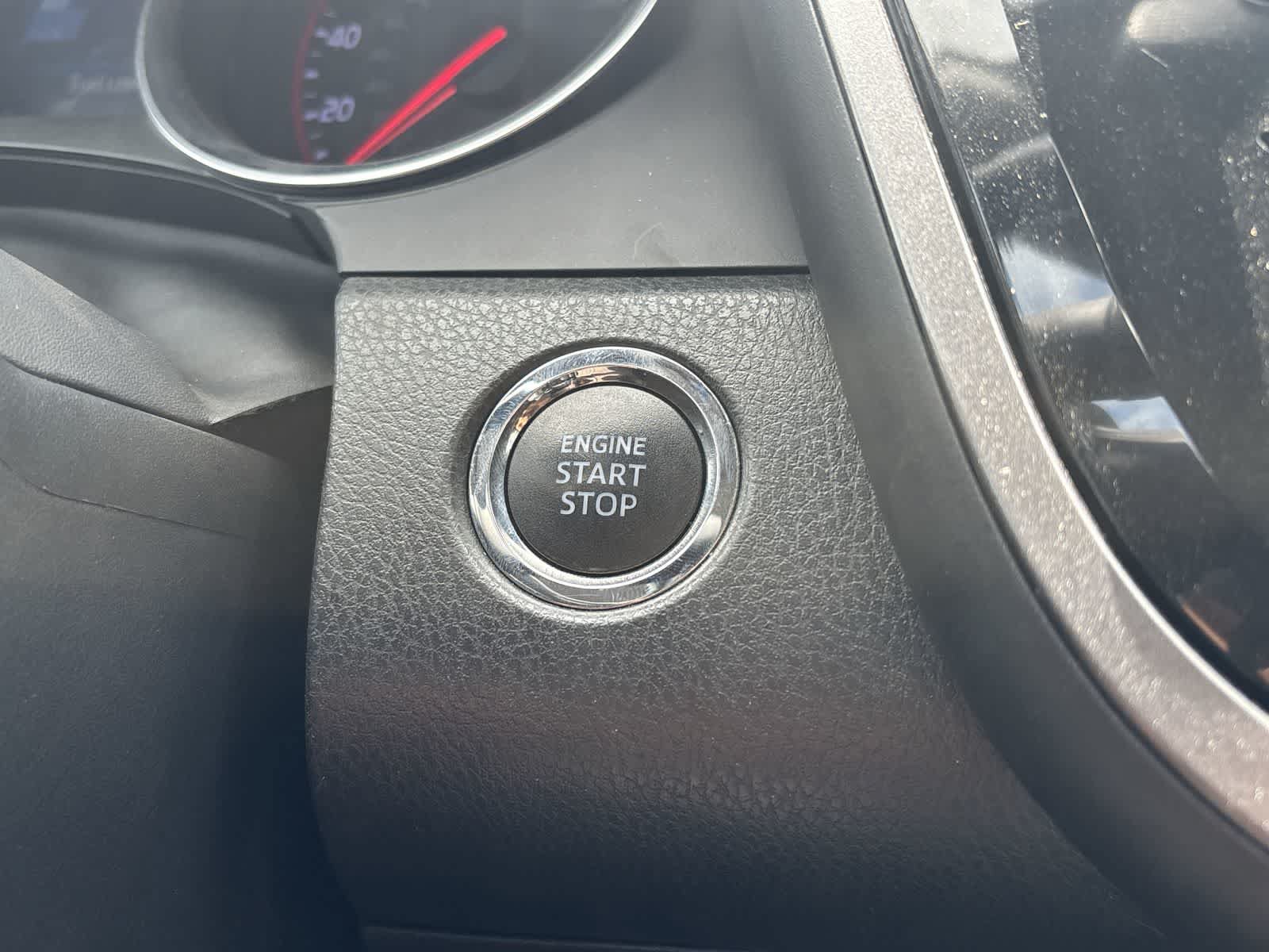 Used 2020 Toyota Camry XSE FWD image 16