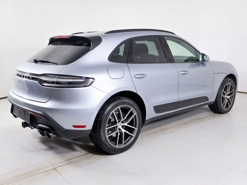 Certified 2024 Porsche Macan w/ Premium Plus Package image 38