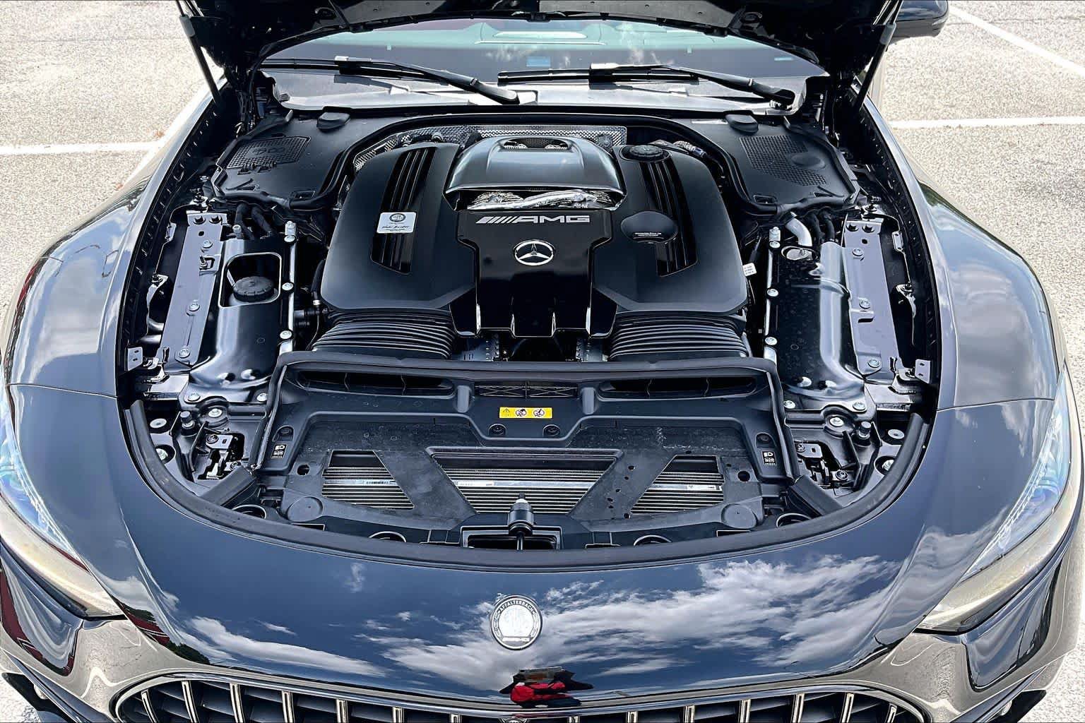 Certified 2025 Mercedes-Benz SL 55 AMG 4MATIC image 32