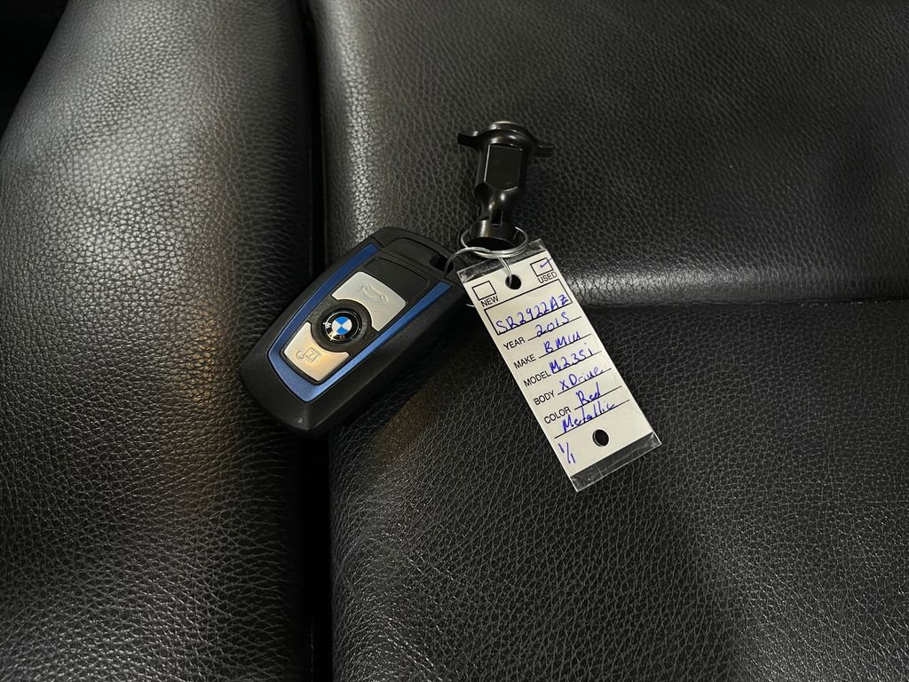 Used 2015 BMW M235i xDrive Coupe image 34