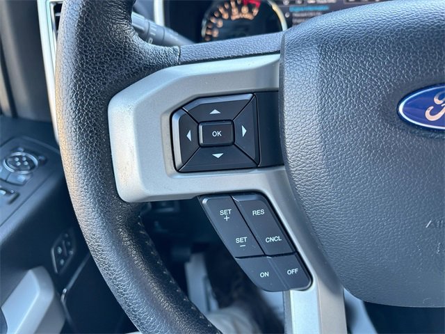 Used 2015 Ford F150 Lariat image 27