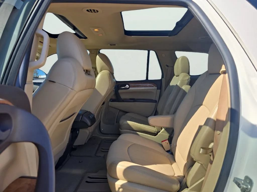 Used 2012 Buick Enclave Leather FWD image 13