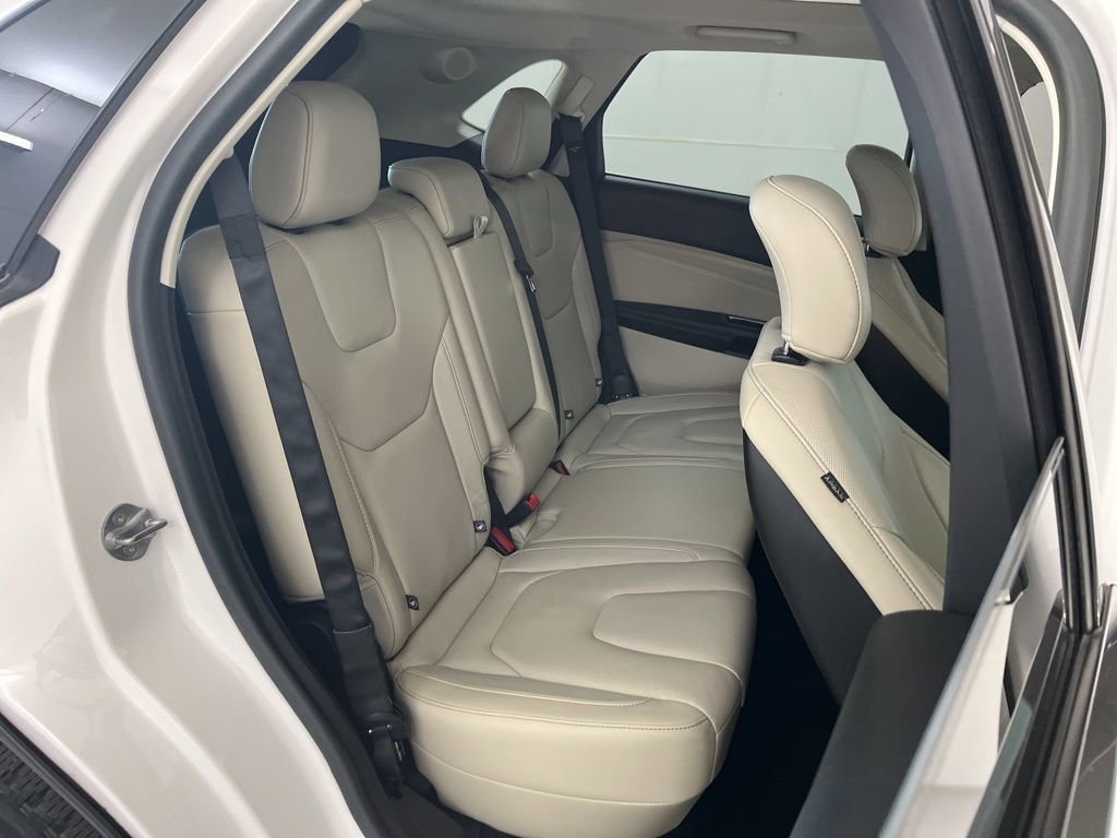 Used 2015 Ford Edge Titanium w/ Equipment Group 302A image 20