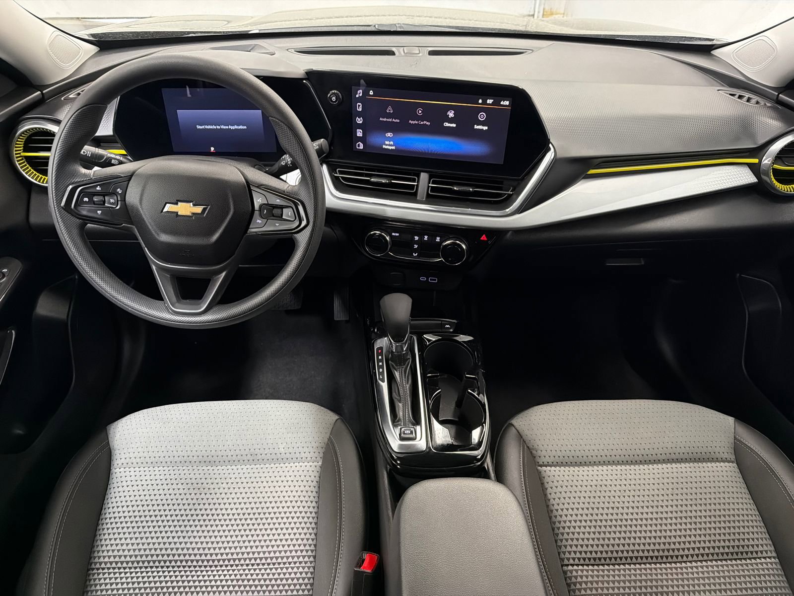 Used 2024 Chevrolet Trax LT image 16