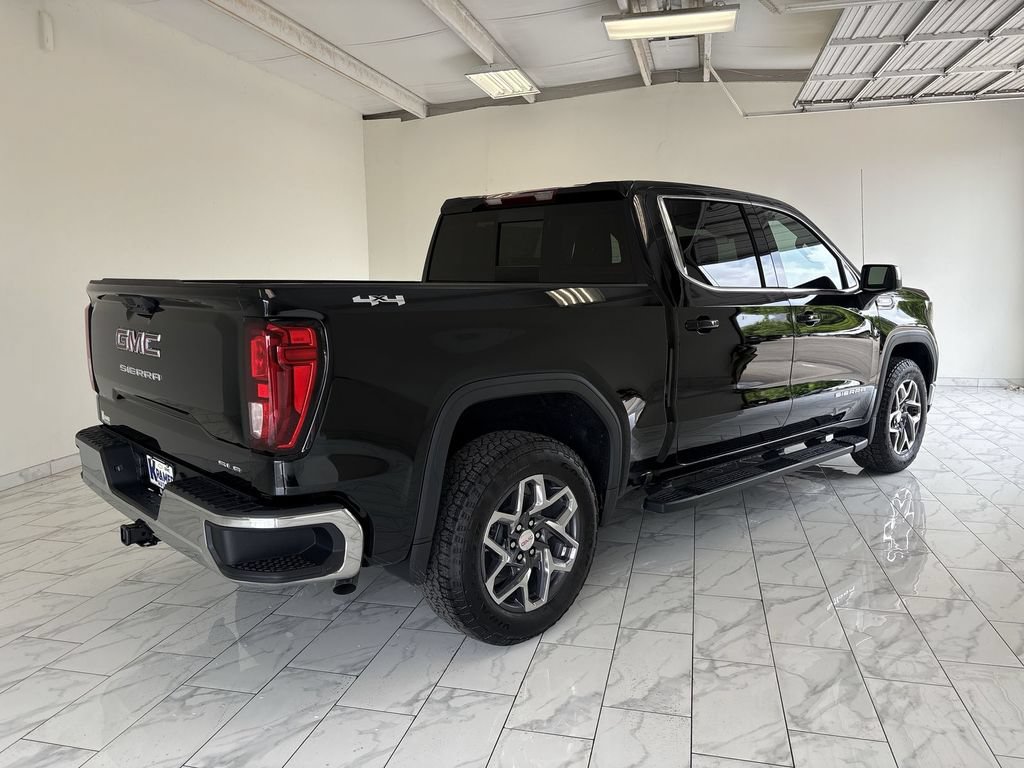 New 2026 GMC Sierra 1500 SLE AWD/4WD image 8