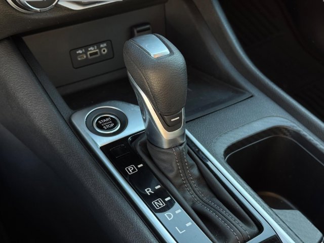 Used 2022 Nissan Sentra SV w/ All-Weather Package FWD image 19