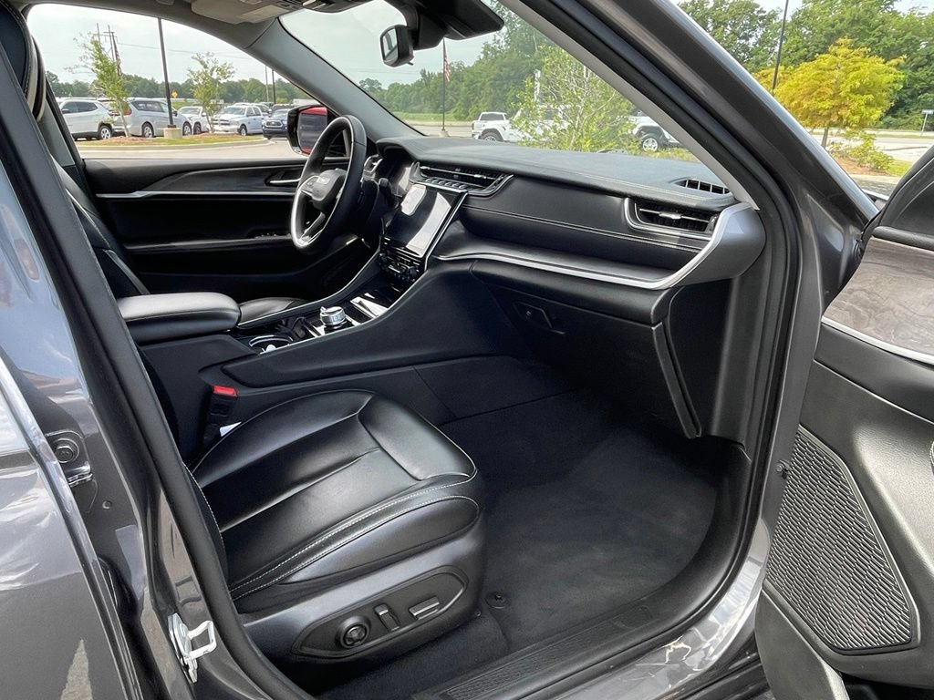Used 2023 Jeep Grand Cherokee L Limited AWD/4WD image 50