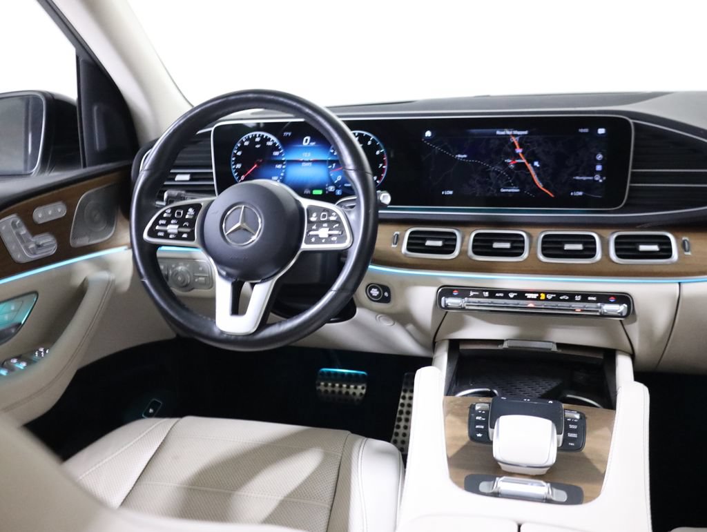 Used 2023 Mercedes-Benz GLS 450 4MATIC w/ AMG Line Exterior image 49