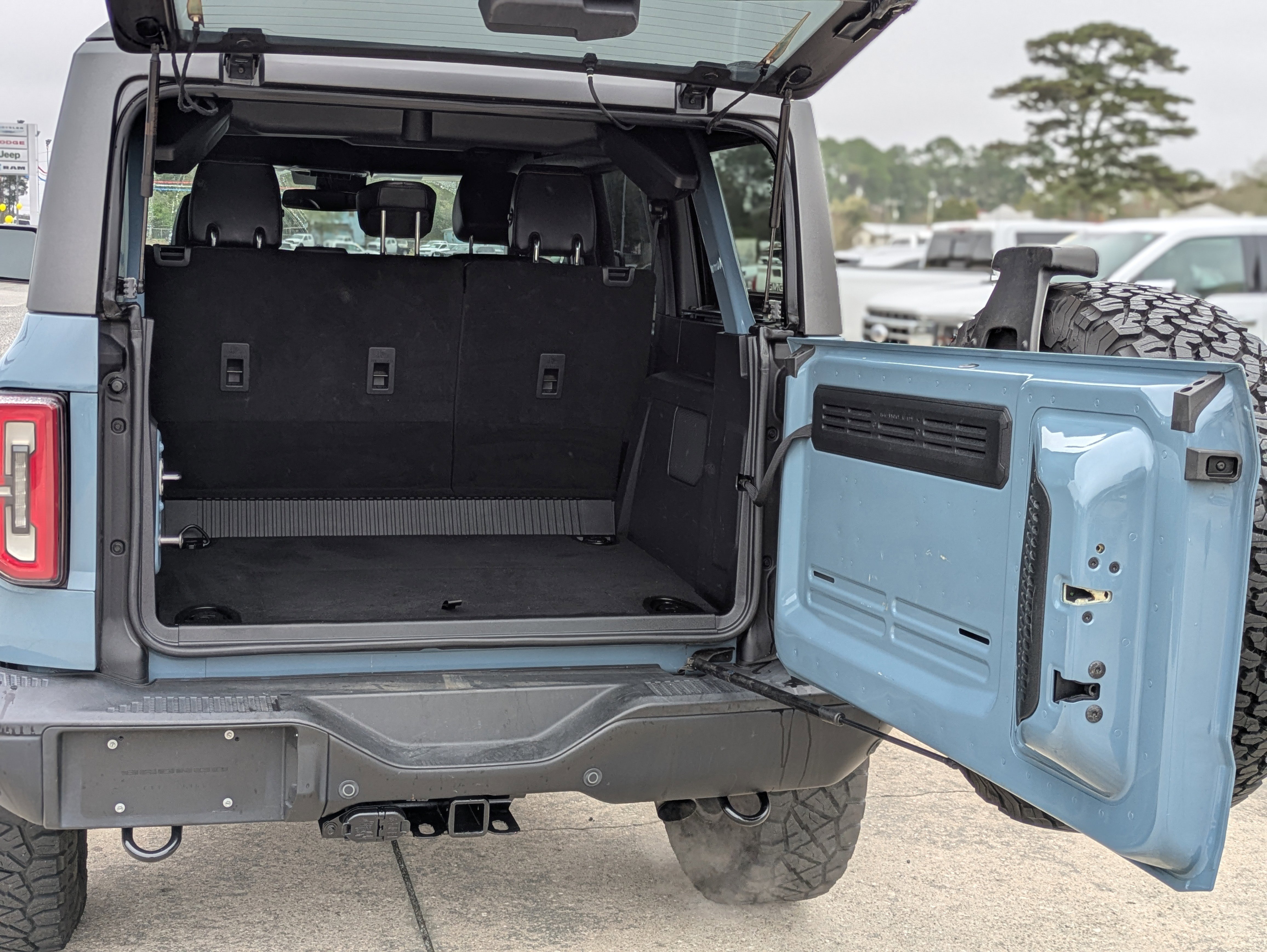 Used 2021 Ford Bronco Badlands image 11