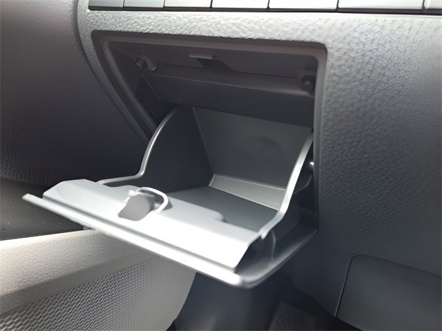 Used 2022 Toyota Camry XLE image 20