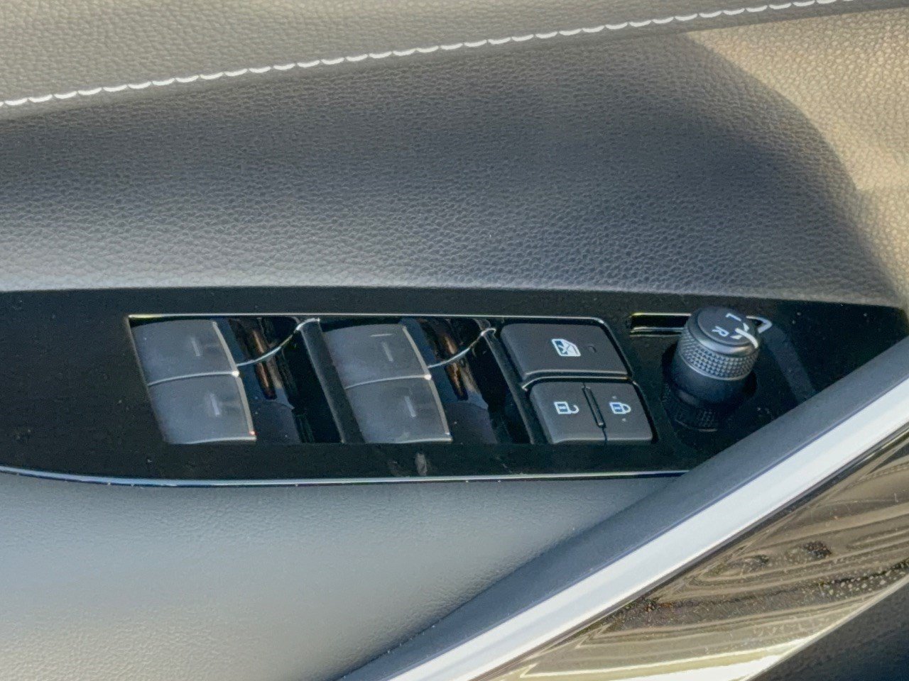New 2027 Toyota Corolla XSE FWD image 16