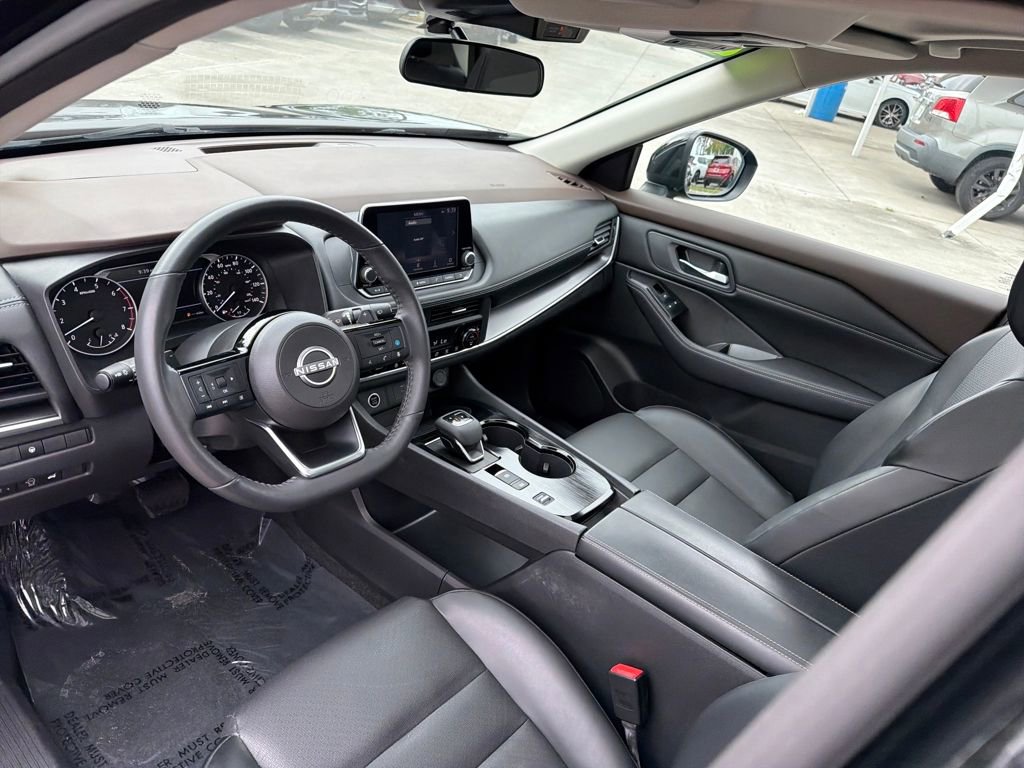 Used 2023 Nissan Rogue SV w/ SV Premium B Package FWD image 14