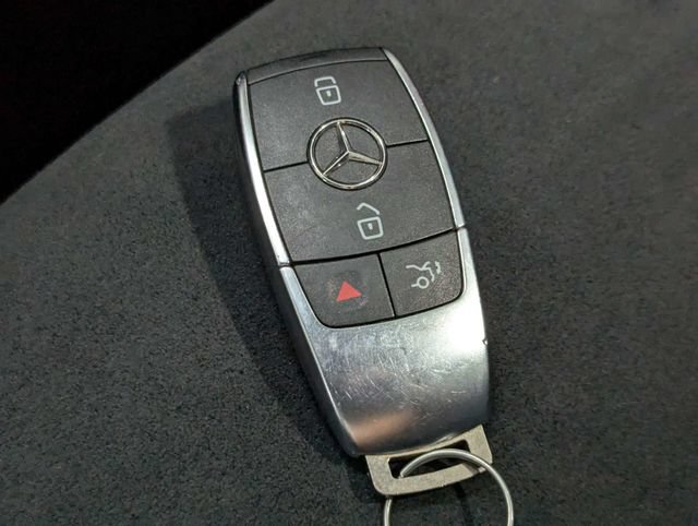 Used 2023 Mercedes-Benz CLA 250 4MATIC image 23