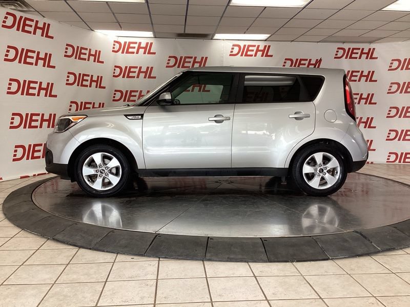Used 2018 Kia Soul w/ Convenience Package FWD image 4