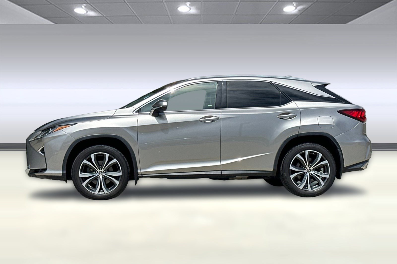 Used 2018 Lexus RX 350 AWD w/ Premium Package image 2