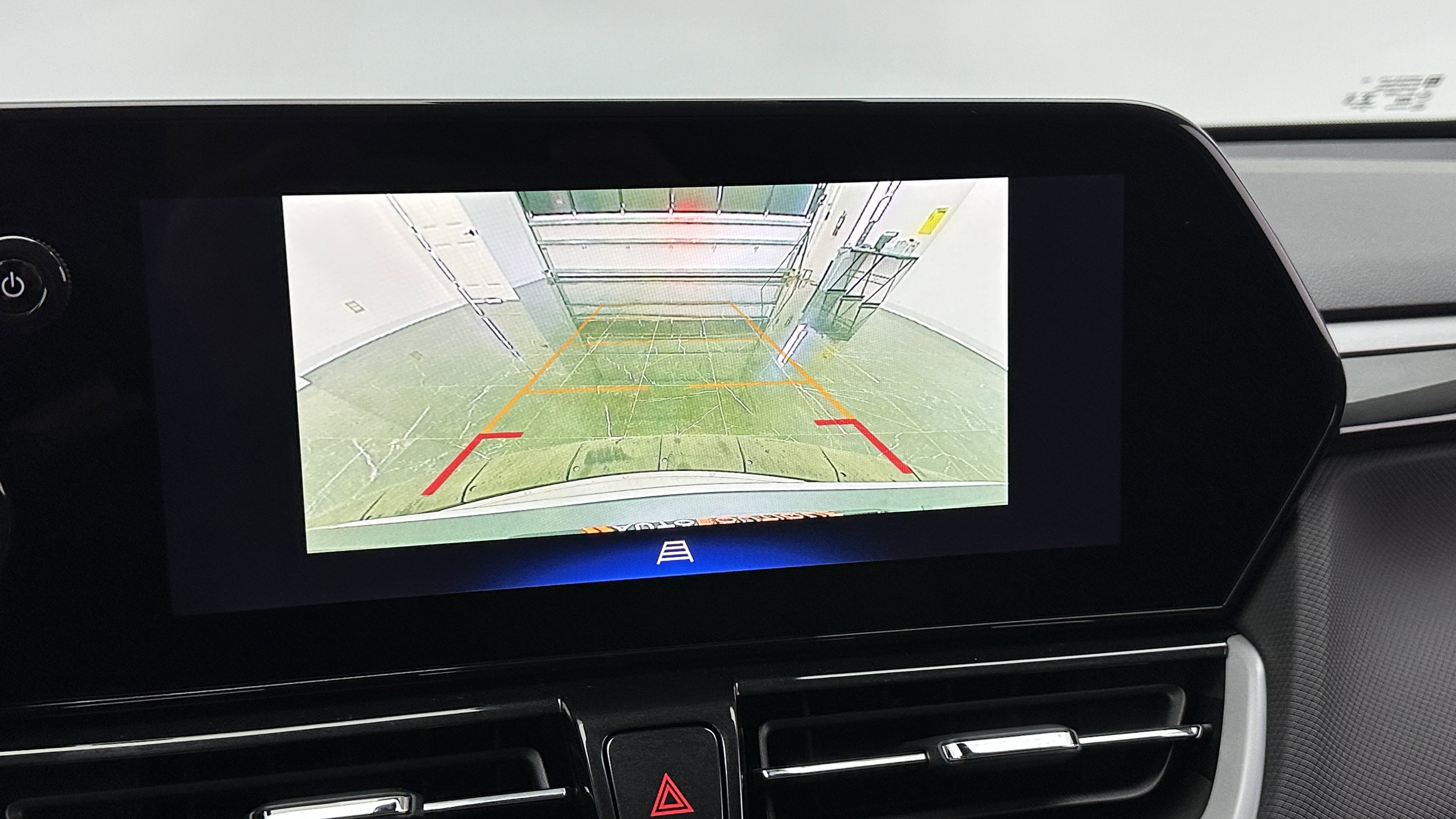 Used 2025 Chevrolet TrailBlazer LT image 11