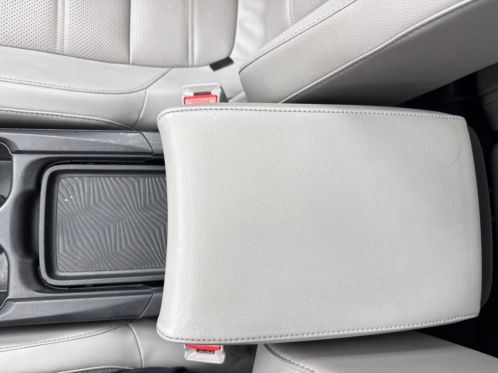 Used 2017 Honda CR-V Touring image 32